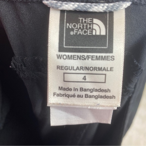 The North Face Black Crop TNF Apex Hiking Walking Capri Pants Size 4 - Picture 11 of 12